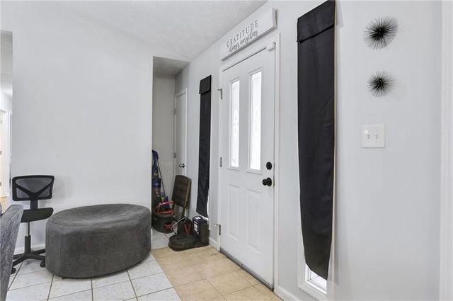 6057 Dorchester Drive, Rex, GA 30273