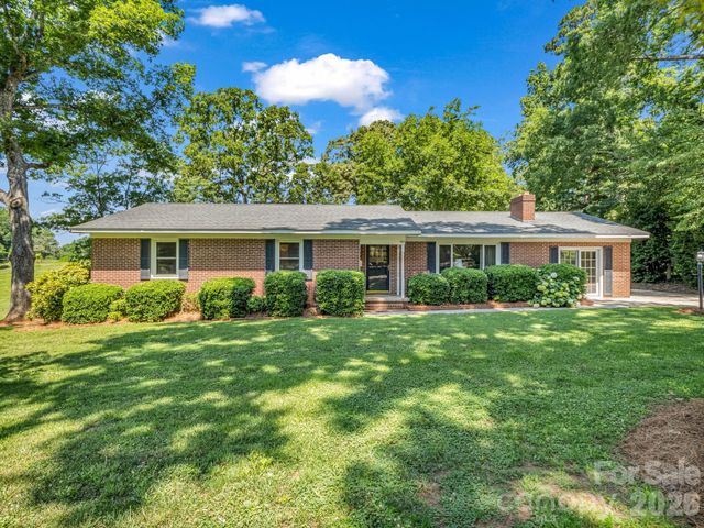 184 Edwards Street, Rutherfordton, NC 28139