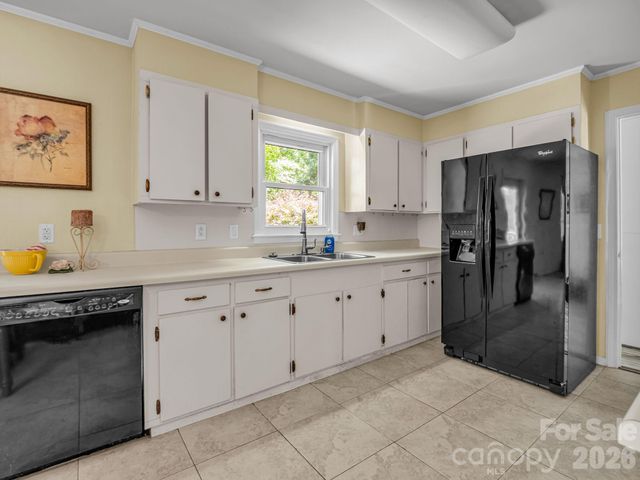 184 Edwards Street, Rutherfordton, NC 28139
