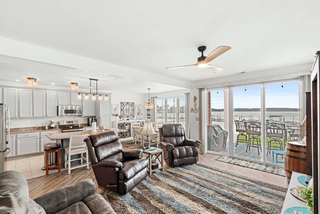 13244 E Lakeshore Drive B-102, Cedar Lake, IN 46303