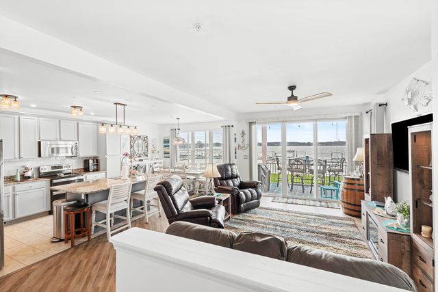 13244 E Lakeshore Drive B-102, Cedar Lake, IN 46303