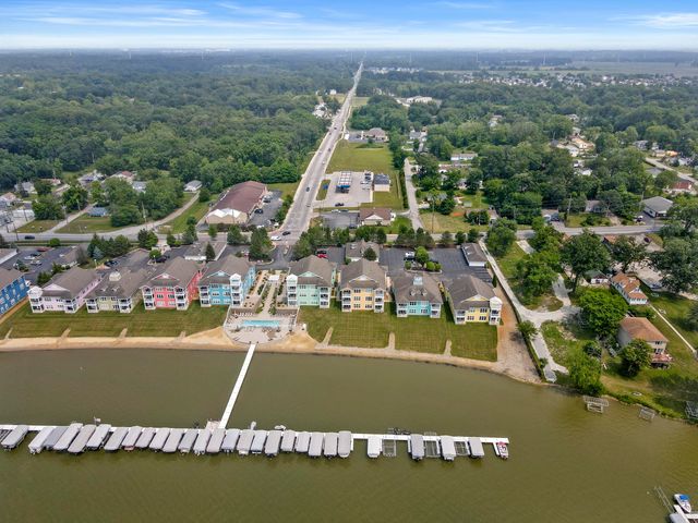 13244 E Lakeshore Drive B-102, Cedar Lake, IN 46303