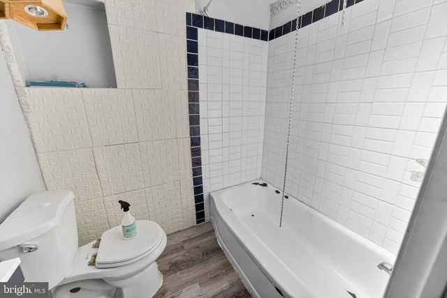 236 W WASHINGTON AVE, Clifton Heights, PA 19018