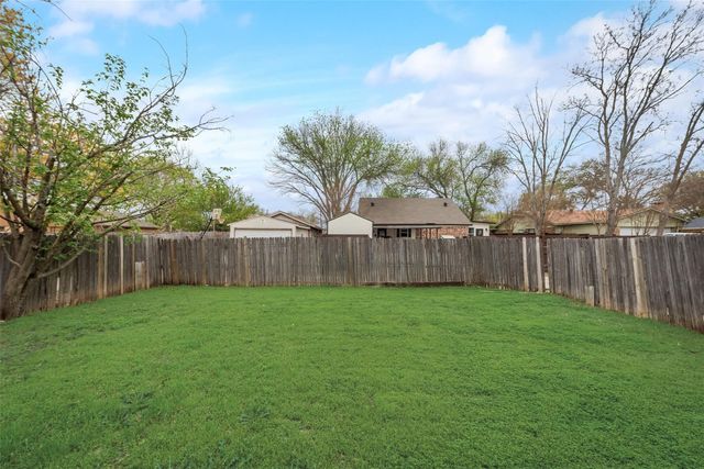 3104 Raintree Drive, Plano, TX 75074