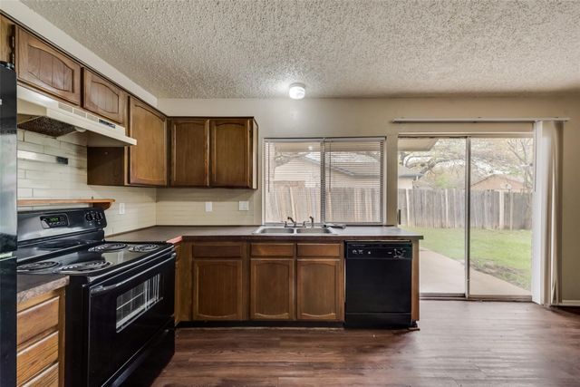 3104 Raintree Drive, Plano, TX 75074