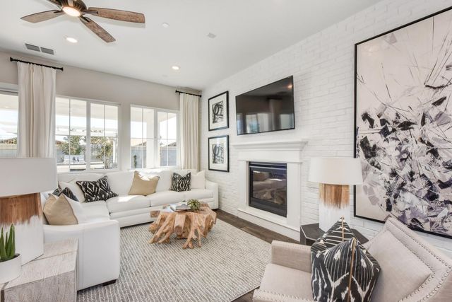 6161 Riding Path Dr, Roseville, CA 95747