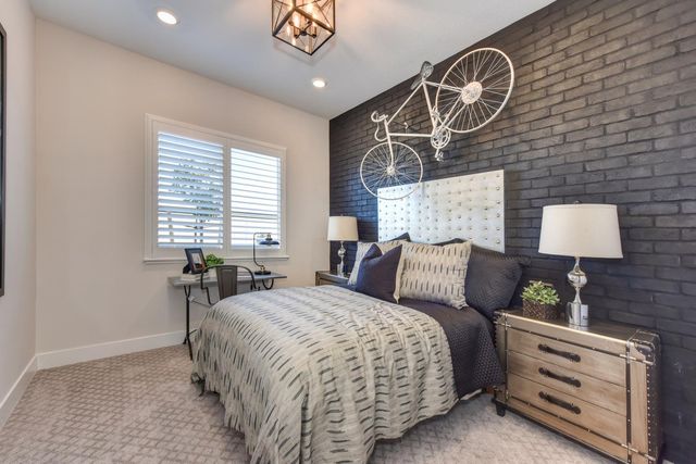 6161 Riding Path Dr, Roseville, CA 95747