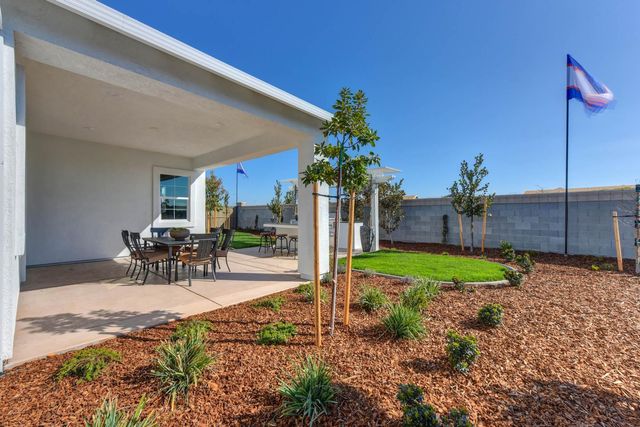 6161 Riding Path Dr, Roseville, CA 95747