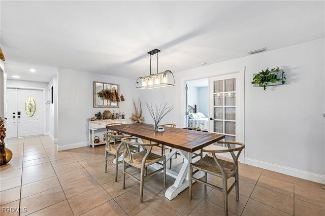 6519 E Town And River RD, Fort Myers, FL 33919