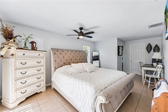 6519 E Town And River RD, Fort Myers, FL 33919