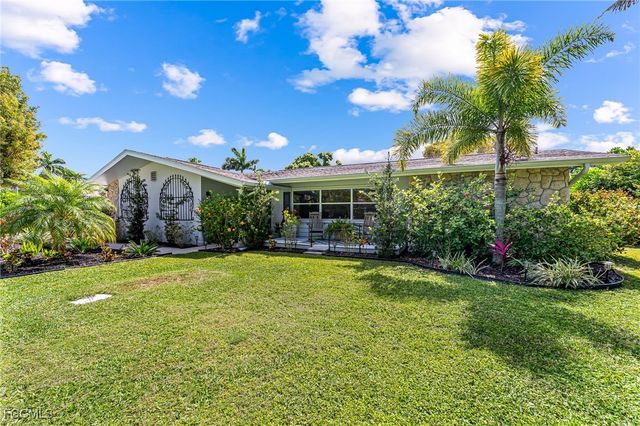 6519 E Town And River RD, Fort Myers, FL 33919