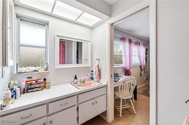 6519 E Town And River RD, Fort Myers, FL 33919