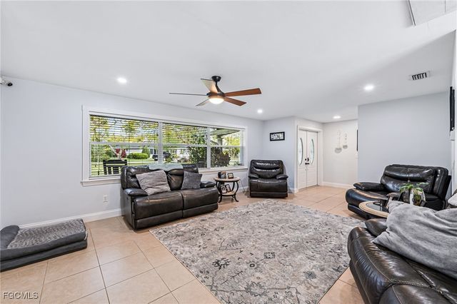 6519 E Town And River RD, Fort Myers, FL 33919