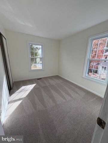 748 CHERRY TREE LN, Warrenton, VA 20186