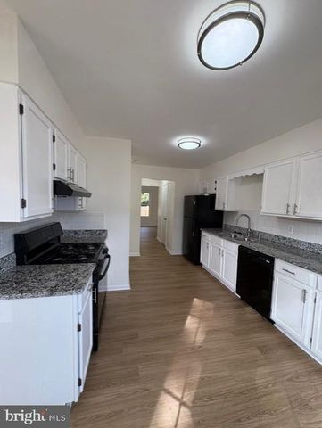 748 CHERRY TREE LN, Warrenton, VA 20186