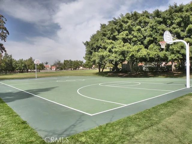 11 Pienza, Irvine, CA 92606