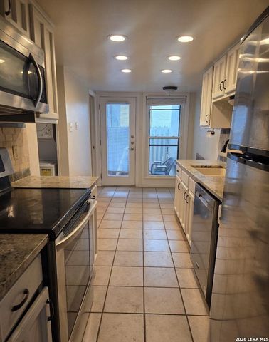 14122 Churchill Estates Blvd Apt 1405, San Antonio, TX 78248