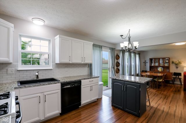 11 Daniel Circle, Brownsburg, IN 46112
