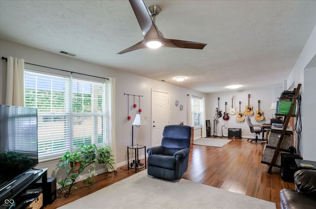 11 Daniel Circle, Brownsburg, IN 46112