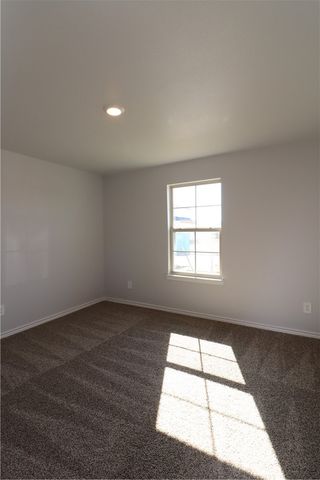 1930 Secretariat Dr, Corpus Christi, TX 78417