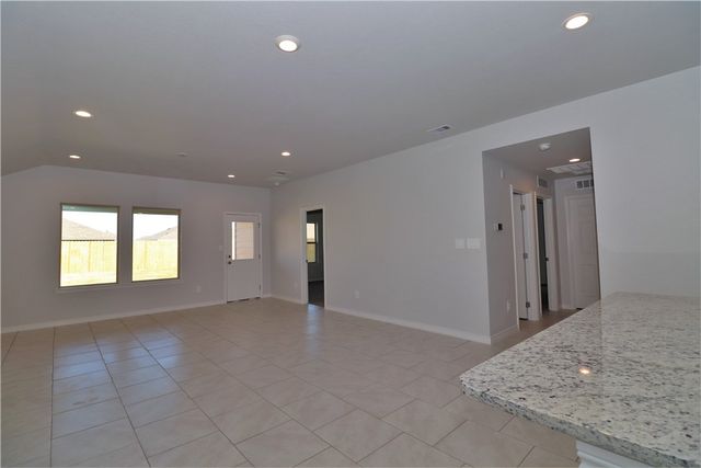 1930 Secretariat Dr, Corpus Christi, TX 78417