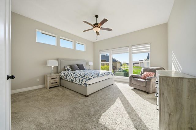 3616 N Crest Ct, Wichita, KS 67226