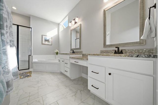 3616 N Crest Ct, Wichita, KS 67226