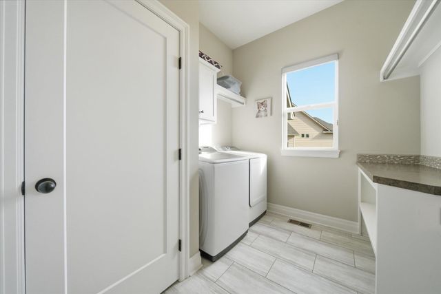 3616 N Crest Ct, Wichita, KS 67226