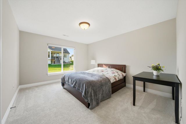 3616 N Crest Ct, Wichita, KS 67226