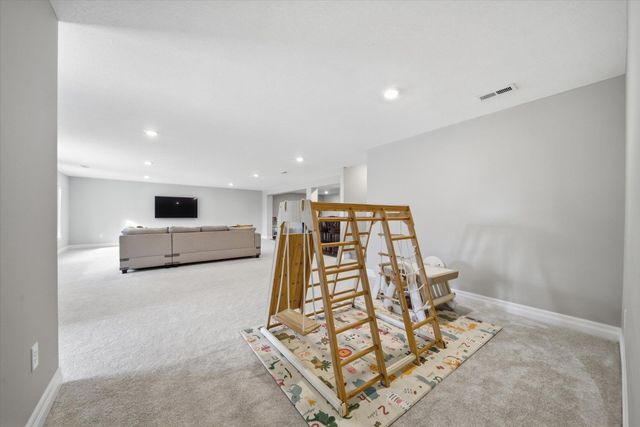 3616 N Crest Ct, Wichita, KS 67226