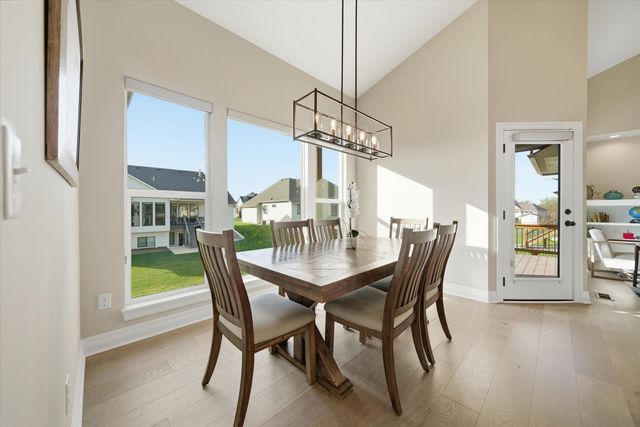 3616 N Crest Ct, Wichita, KS 67226