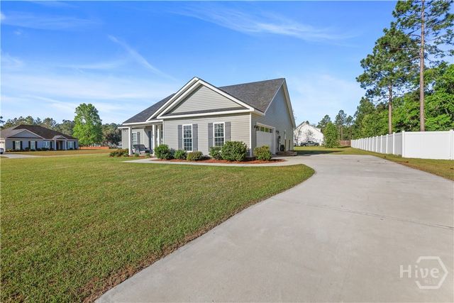 301 Tallulah Bend, Ellabell, GA 31308