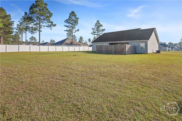 301 Tallulah Bend, Ellabell, GA 31308