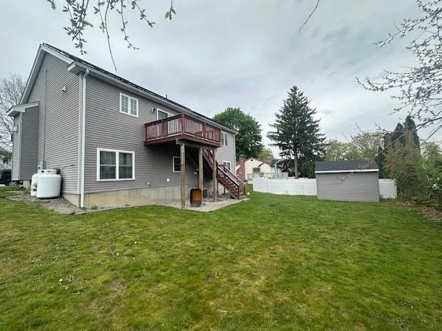 34 Carpenter Ave, Worcester, MA 01605