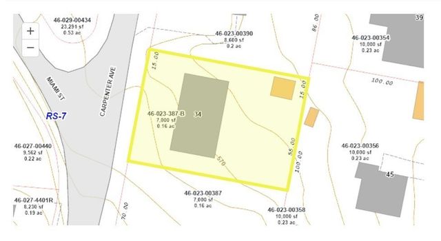 34 Carpenter Ave, Worcester, MA 01605