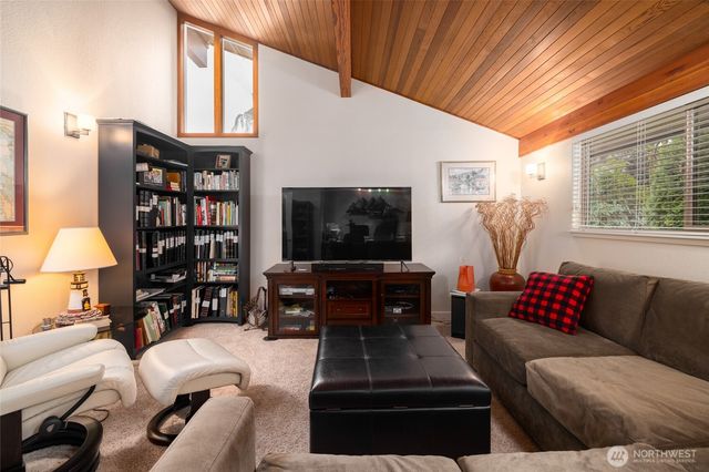 16505 Country Club Drive, Burlington, WA 98233