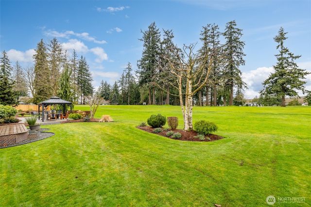 16505 Country Club Drive, Burlington, WA 98233