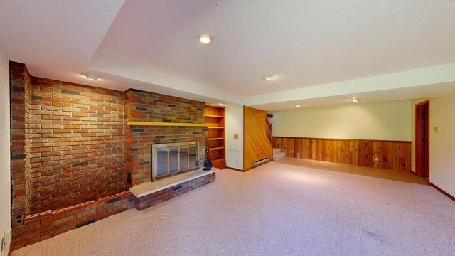 N1149 Brookside DRIVE, La Crosse, WI 54601