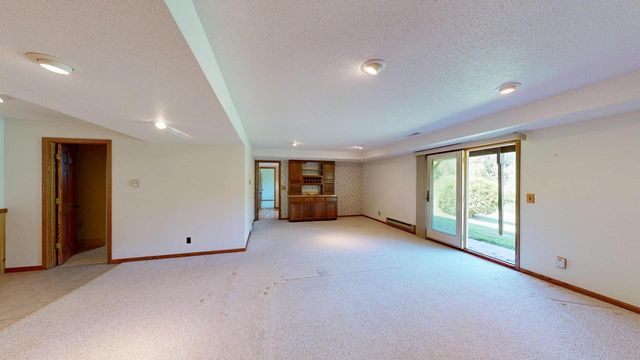 N1149 Brookside DRIVE, La Crosse, WI 54601