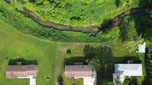 N1149 Brookside DRIVE, La Crosse, WI 54601
