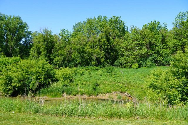 N1149 Brookside DRIVE, La Crosse, WI 54601