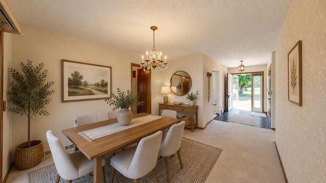 N1149 Brookside DRIVE, La Crosse, WI 54601
