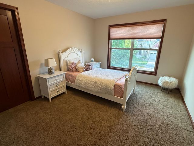 17256 64th Place N, Maple Grove, MN 55311