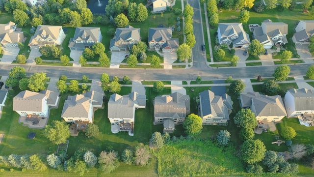 17256 64th Place N, Maple Grove, MN 55311