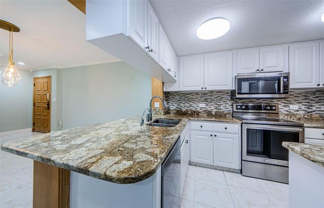 36750 US HIGHWAY 19 N 2177, Palm Harbor, FL 34684