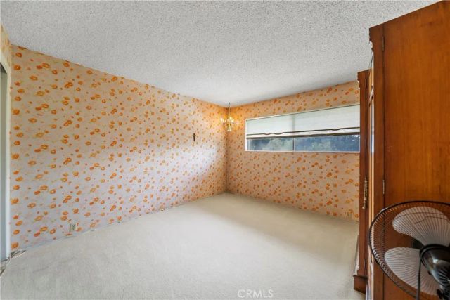 6304 Mirrior Lake Dr, Hollywood Hills, CA 90068