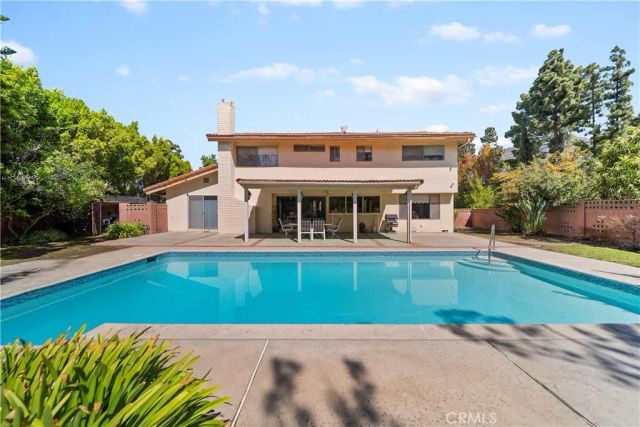 6304 Mirrior Lake Dr, Hollywood Hills, CA 90068