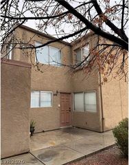 574 Roxella Lane C, Las Vegas, NV 89110