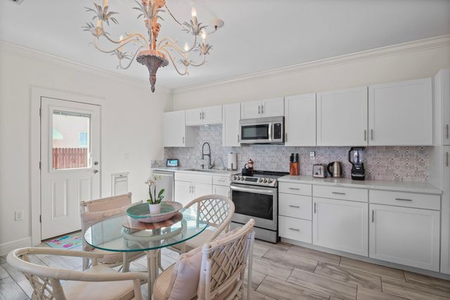 301 Hawthorne Drive, Lake Park, FL 33403