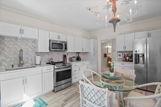 301 Hawthorne Drive, Lake Park, FL 33403